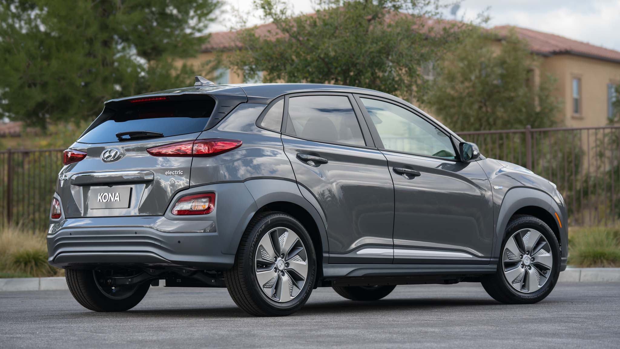 2021 Hyundai Kona Prices Reviews And Photos Motortrend