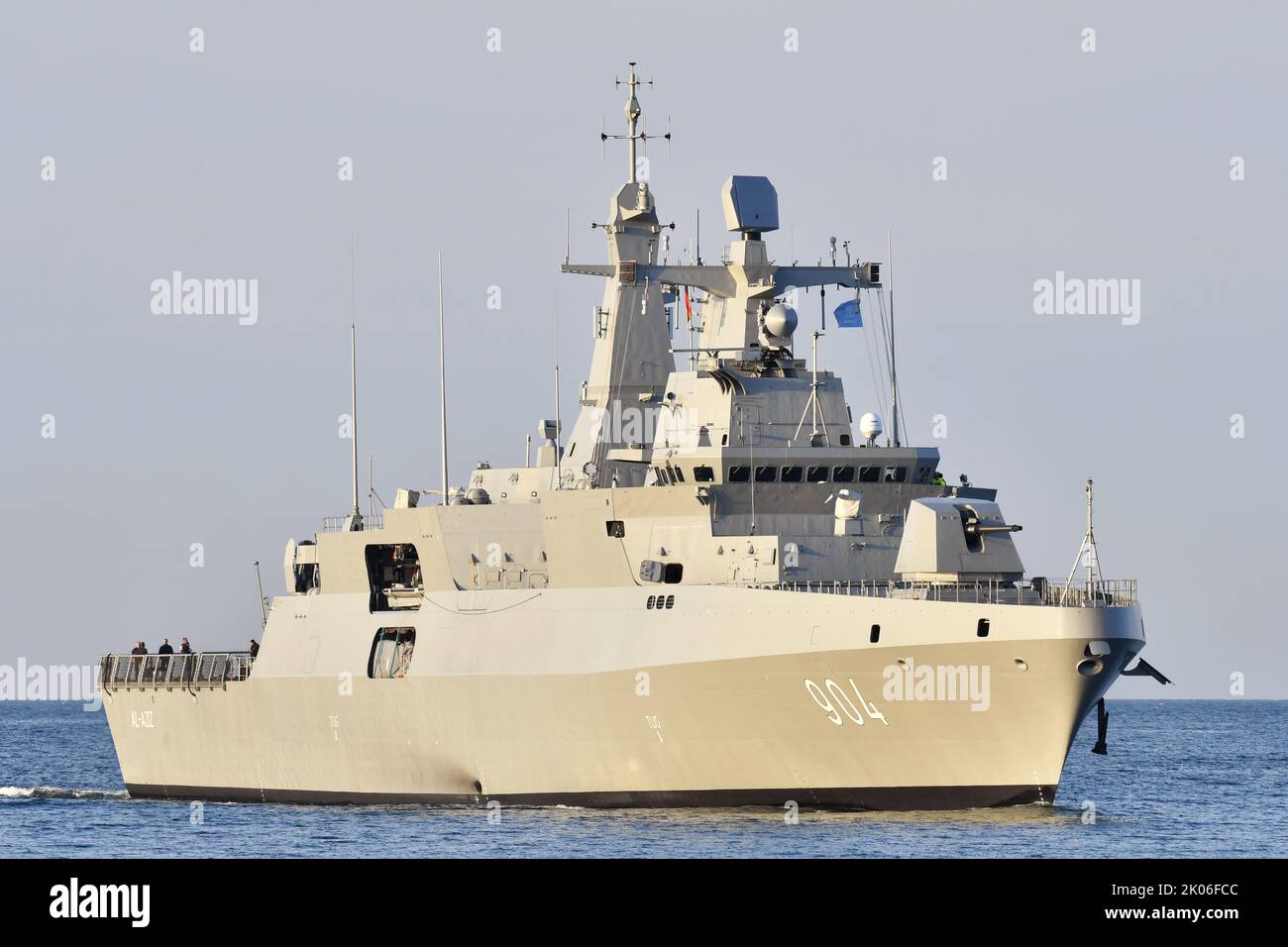 Male Exploring Natural Park Hi Res Stock Photography And Images Alamy